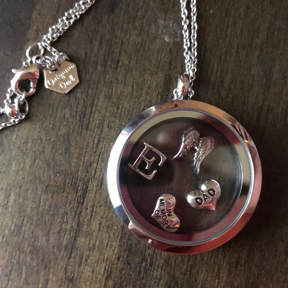 Origami Owl necklace